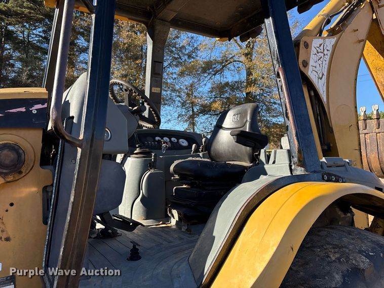 image for item OK9414 2005 Caterpillar 420D backhoe