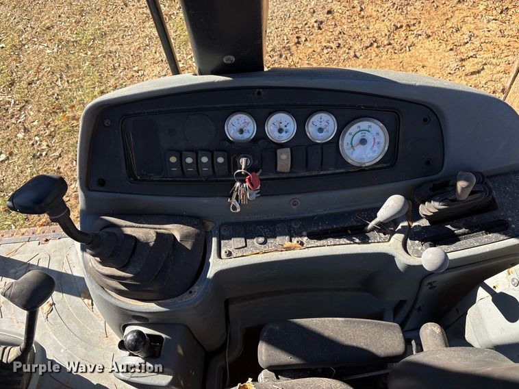 image for item OK9414 2005 Caterpillar 420D backhoe