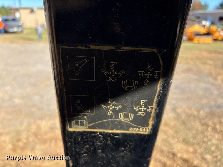 image for item OK9414 2005 Caterpillar 420D backhoe