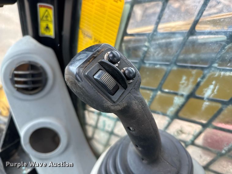 image for item OK9426 2013 Caterpillar 299D tracked skid steer loader