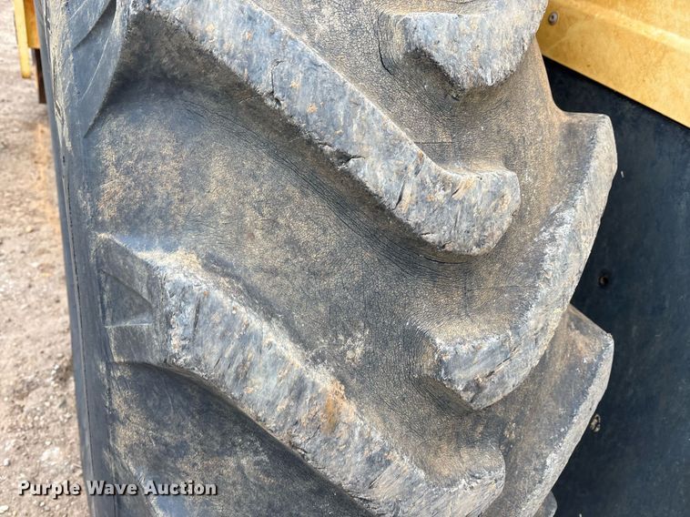 image for item OK9432 Bomag BW211PD-40 single drum roller