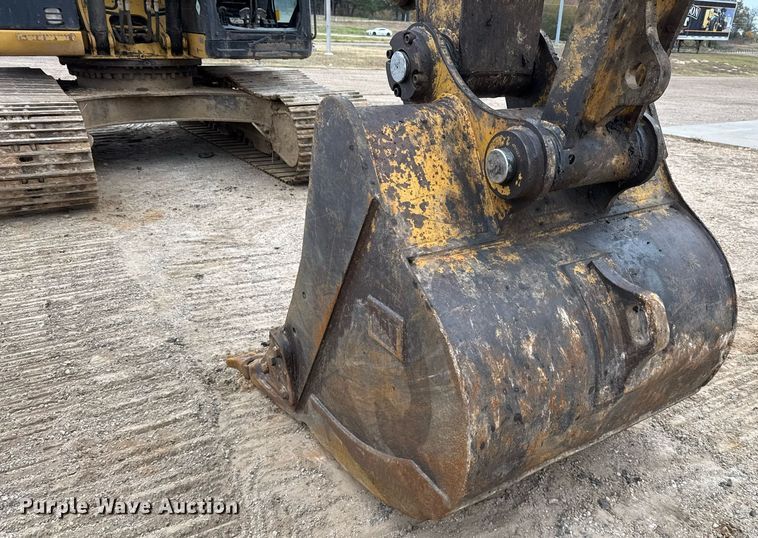 image for item OK9434 2013 Caterpillar 320E L excavator