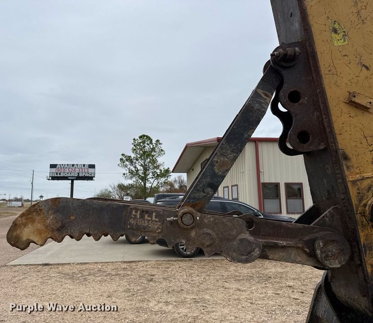 image for item OK9434 2013 Caterpillar 320E L excavator