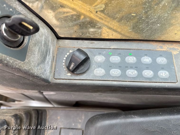 image for item OK9434 2013 Caterpillar 320E L excavator