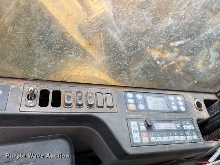 image for item OK9434 2013 Caterpillar 320E L excavator