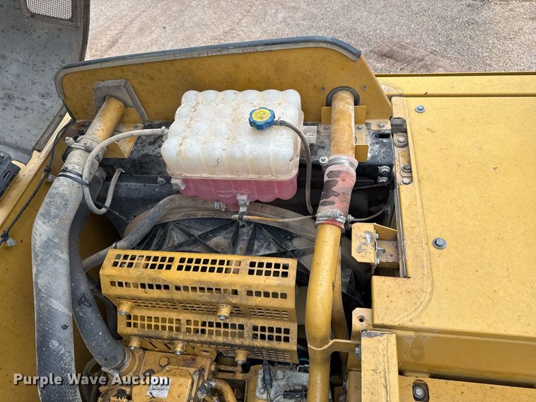 image for item OK9434 2013 Caterpillar 320E L excavator