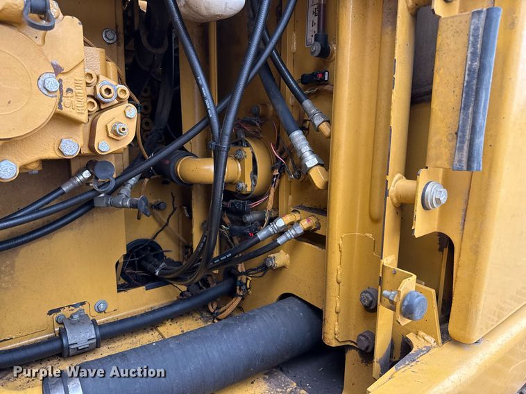image for item OK9434 2013 Caterpillar 320E L excavator