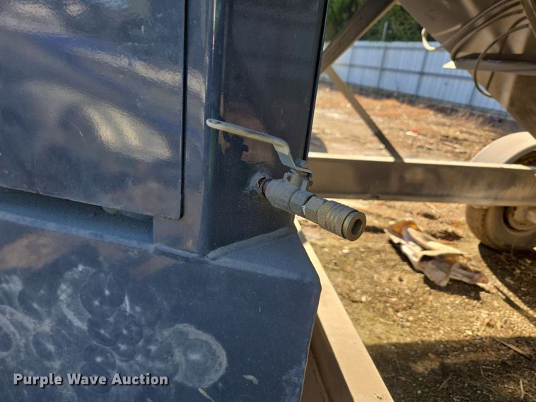 image for item YA0079 2021 Fast-Way Silow 210A1 cement silo