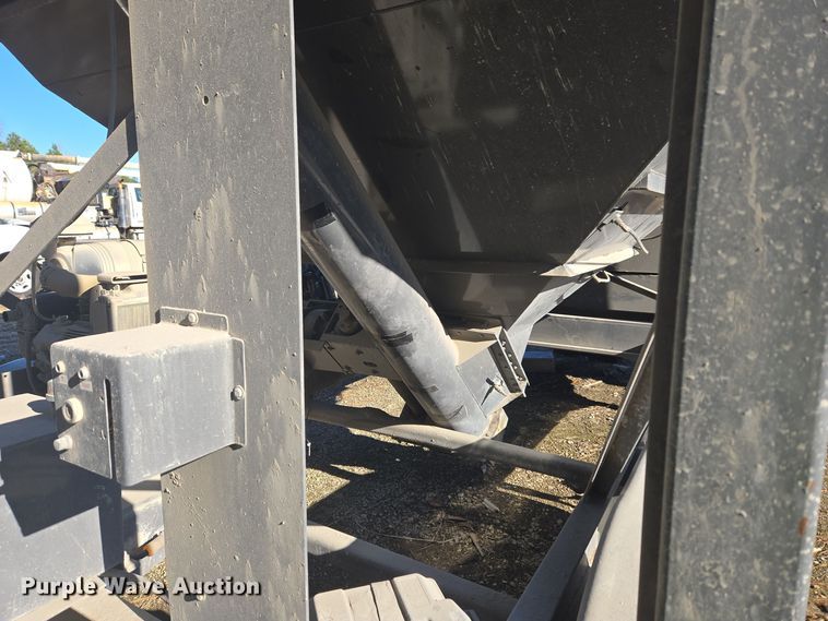 image for item YA0079 2021 Fast-Way Silow 210A1 cement silo