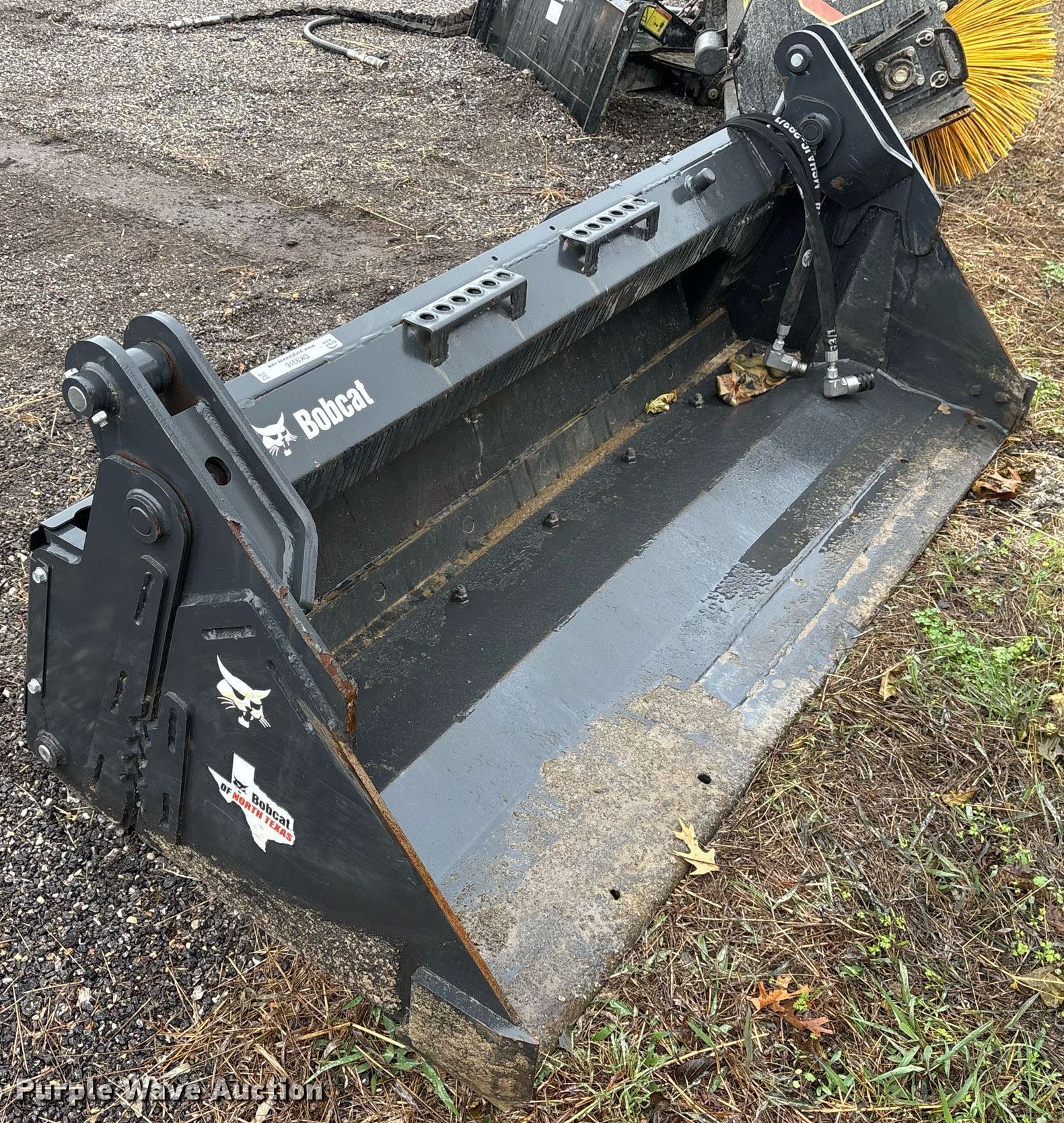 2022 Bobcat Combo Bkt 74 72" W skid steer four-in-one bucket in ...