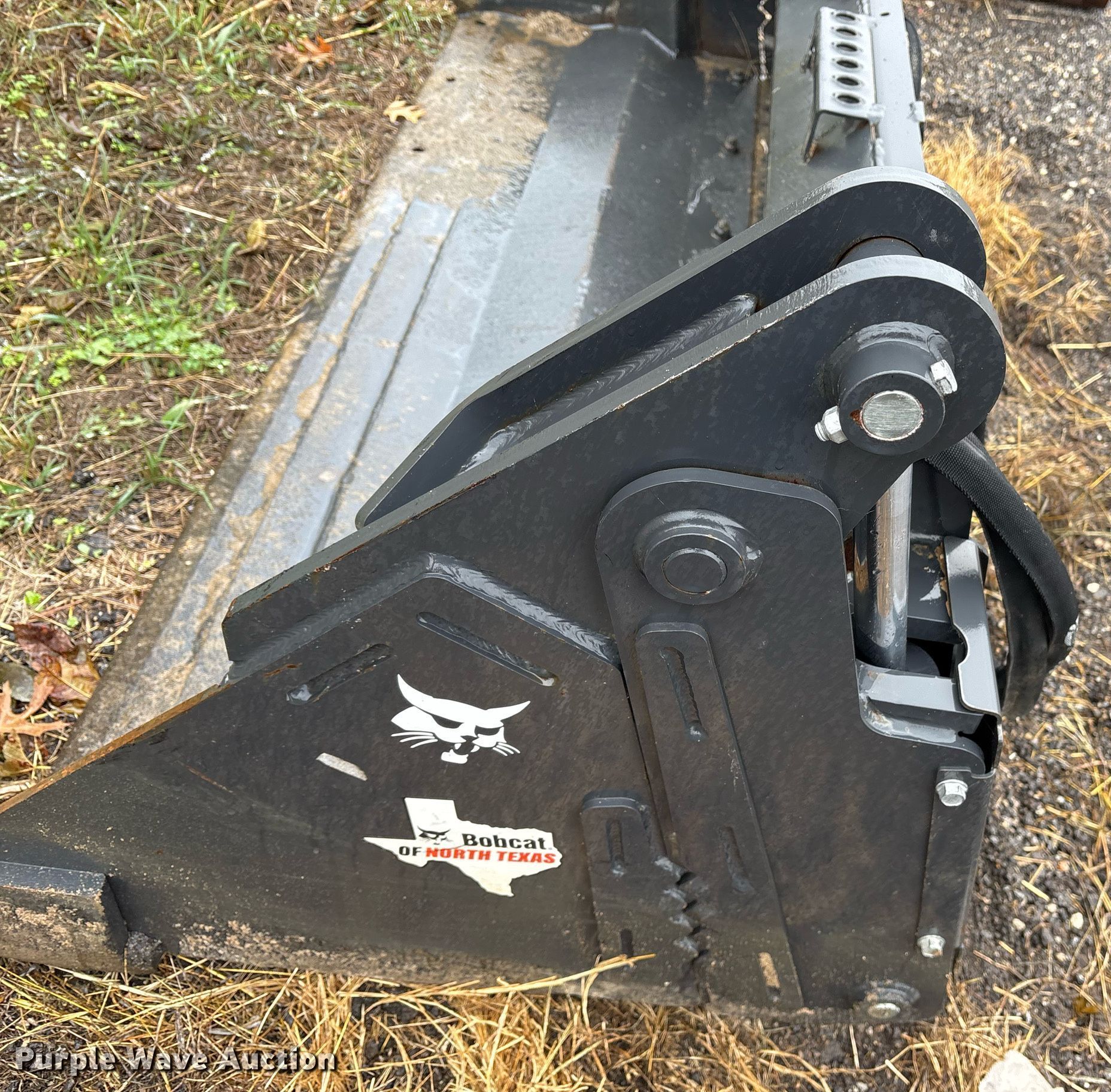 2022 Bobcat Combo Bkt 74 72" W skid steer four-in-one bucket in ...