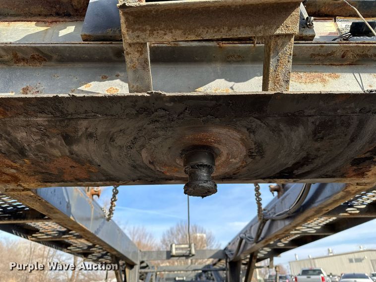 image for item DF8445 2019 Kaufman wedge car carrier