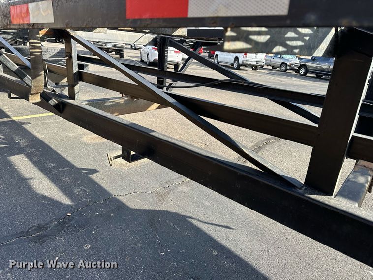 image for item DF8445 2019 Kaufman wedge car carrier