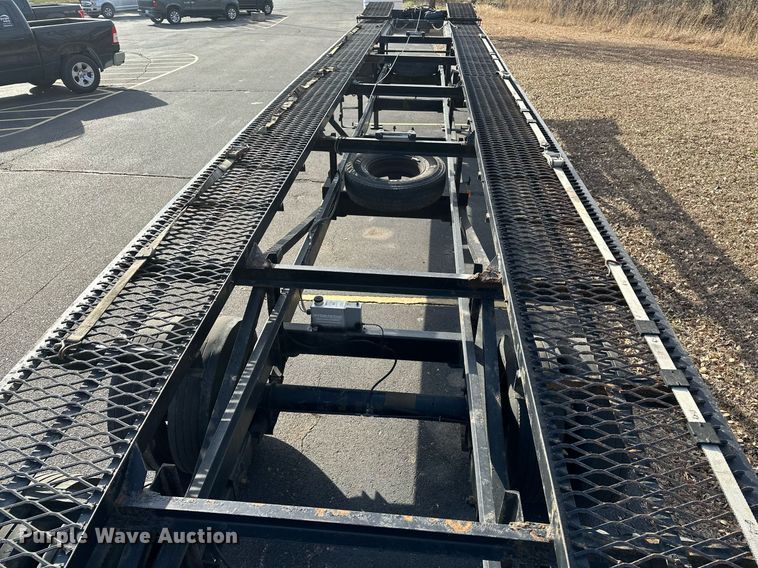 image for item DF8445 2019 Kaufman wedge car carrier