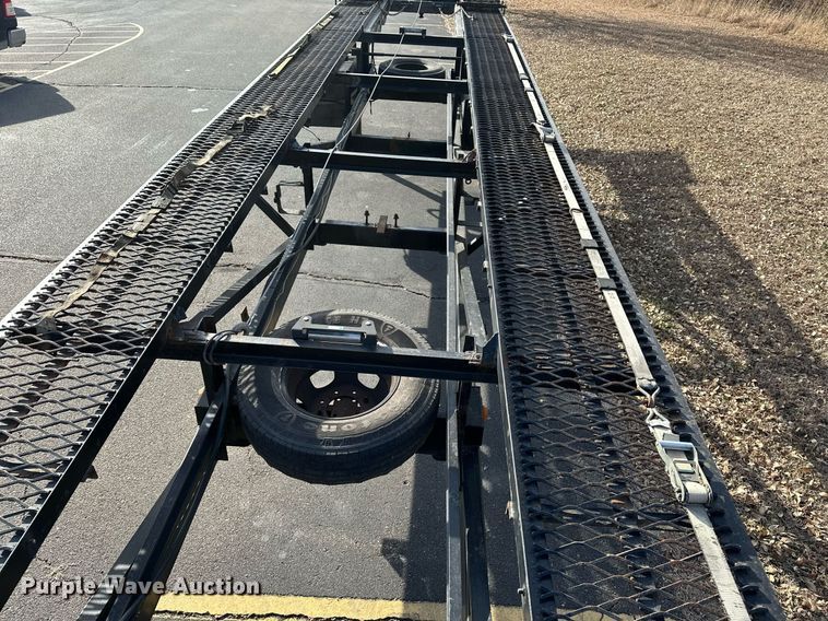 image for item DF8445 2019 Kaufman wedge car carrier