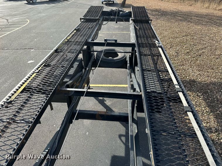 image for item DF8445 2019 Kaufman wedge car carrier