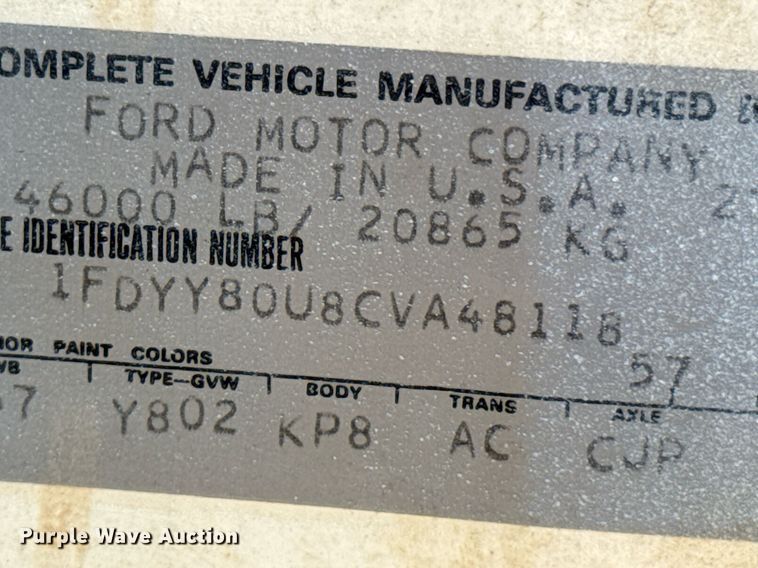 image for item DJ9746 1982 Ford L8000 water truck