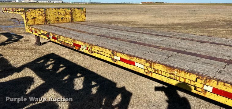 image for item DM2731 1979 Transcraft drop deck equipment trailer