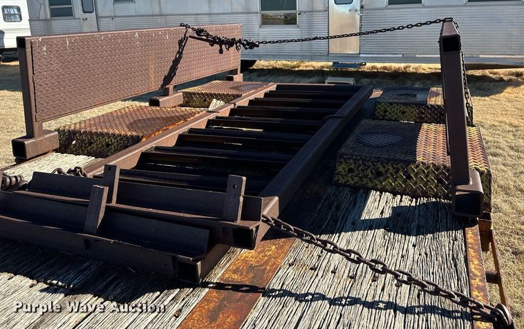 image for item DM2731 1979 Transcraft drop deck equipment trailer