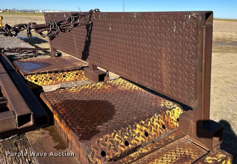 image for item DM2731 1979 Transcraft drop deck equipment trailer