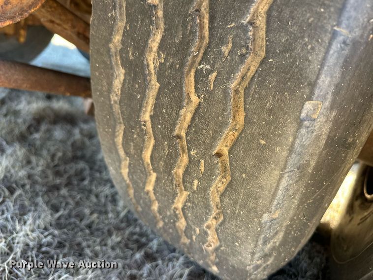 image for item DM2731 1979 Transcraft drop deck equipment trailer