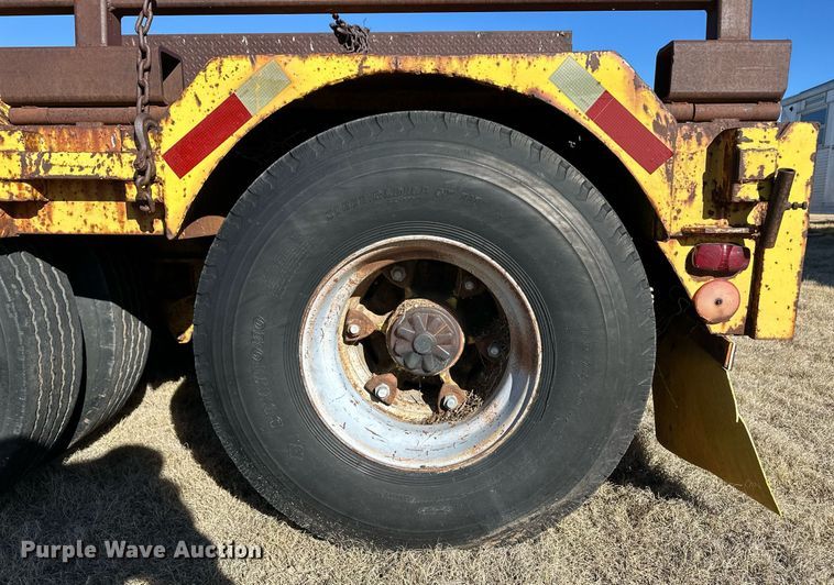 image for item DM2731 1979 Transcraft drop deck equipment trailer