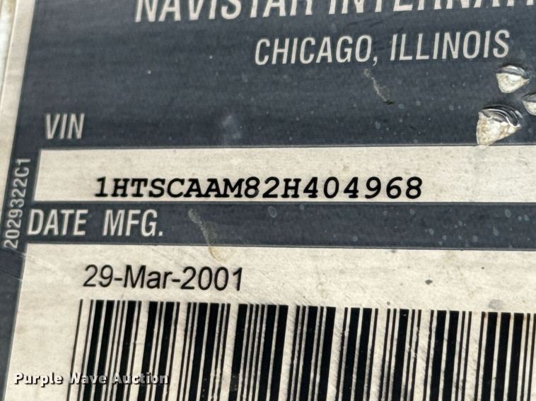 image for item DO0009 2002 International 4700 truck cab and chassis