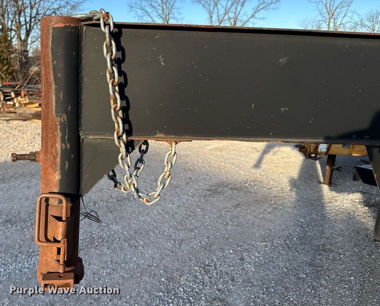 image for item DO0057 1971 Holden flatbed trailer