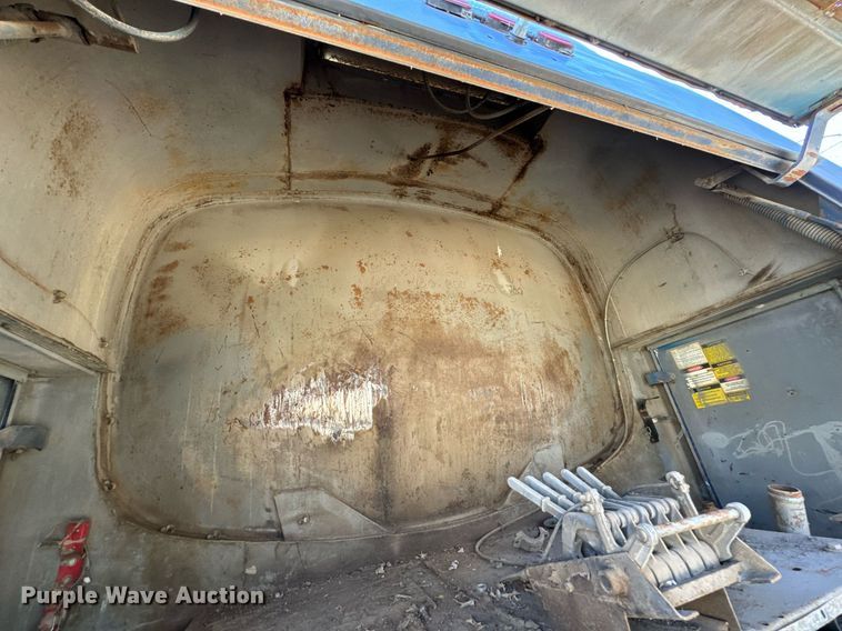 image for item DO0525 Tri State tank bed