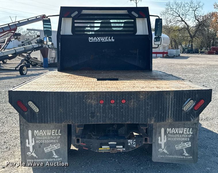 image for item DO0534 2007 International 4300 flatbed truck