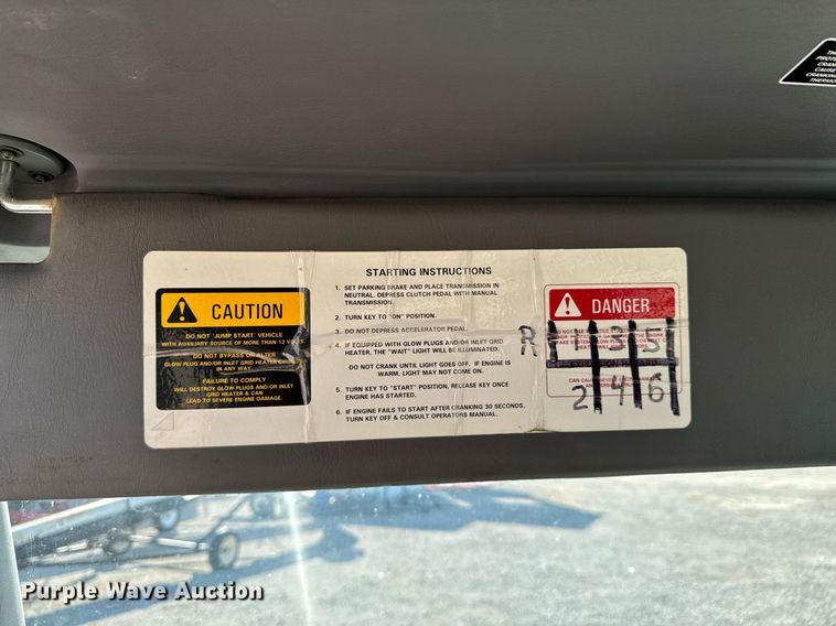image for item DO0534 2007 International 4300 flatbed truck
