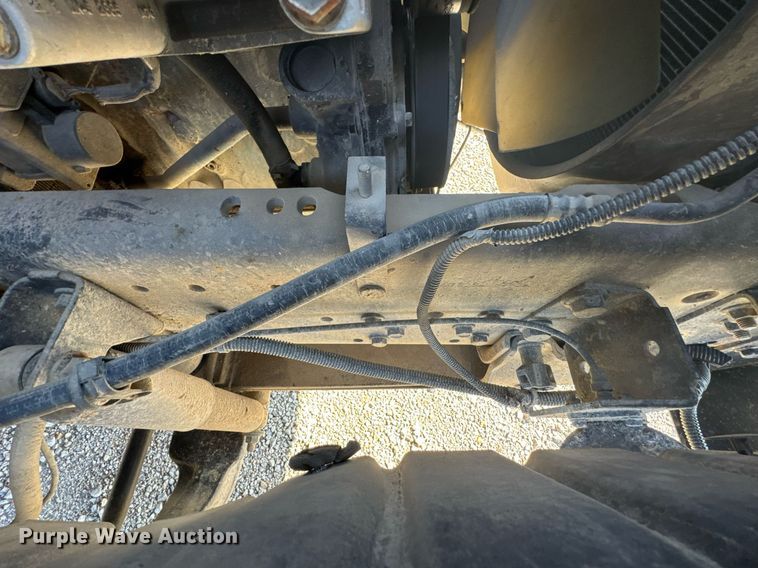 image for item DO0534 2007 International 4300 flatbed truck