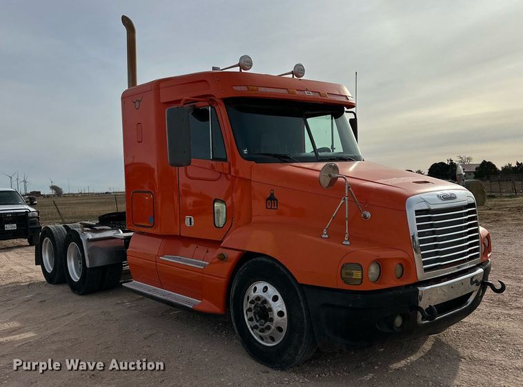 image for item DP6061 2009 Freightliner Century Class   semi truck