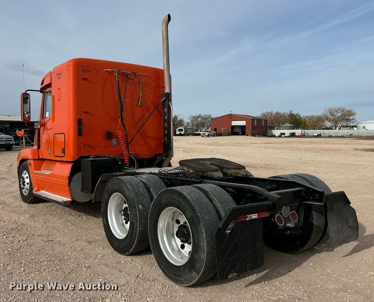 image for item DP6061 2009 Freightliner Century Class   semi truck