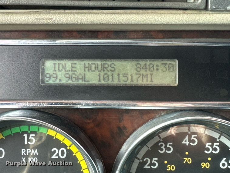 image for item DP6061 2009 Freightliner Century Class   semi truck