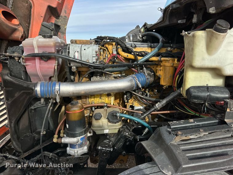 image for item DP6061 2009 Freightliner Century Class   semi truck