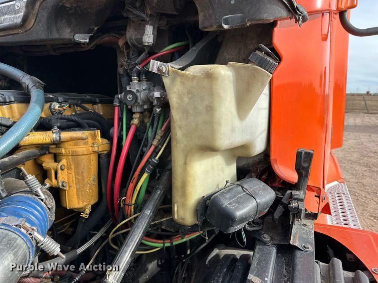 image for item DP6061 2009 Freightliner Century Class   semi truck