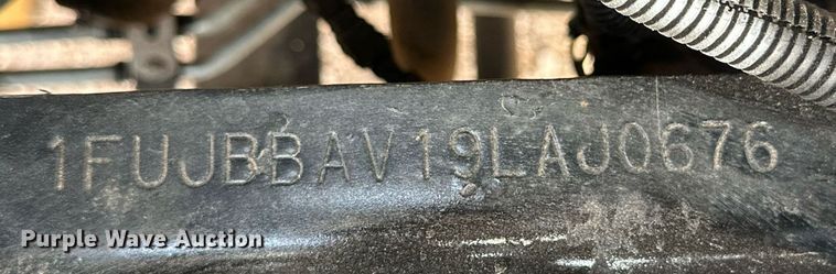 image for item DP6061 2009 Freightliner Century Class   semi truck