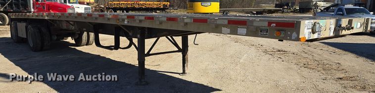 image for item DP6725 1999 Wilson flatbed trailer