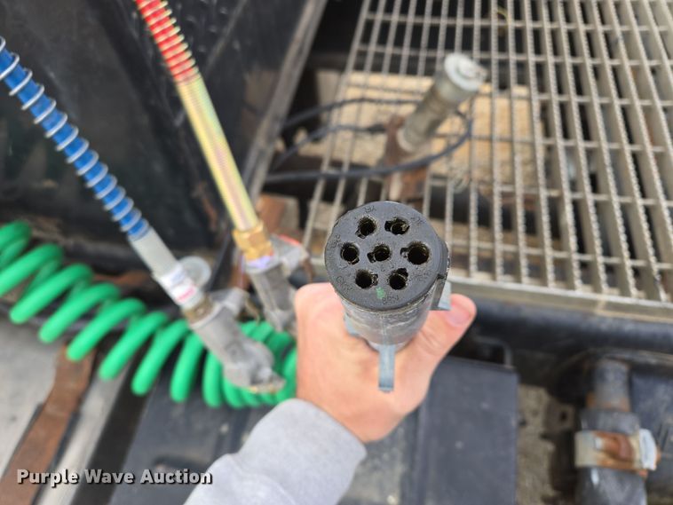 image for item DP6727 1996 Ford L-9000 semi truck