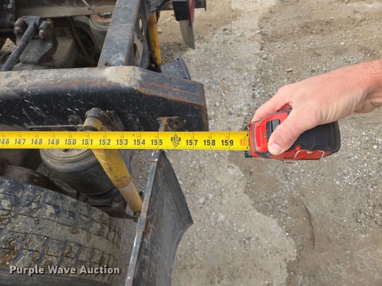 image for item DP6727 1996 Ford L-9000 semi truck