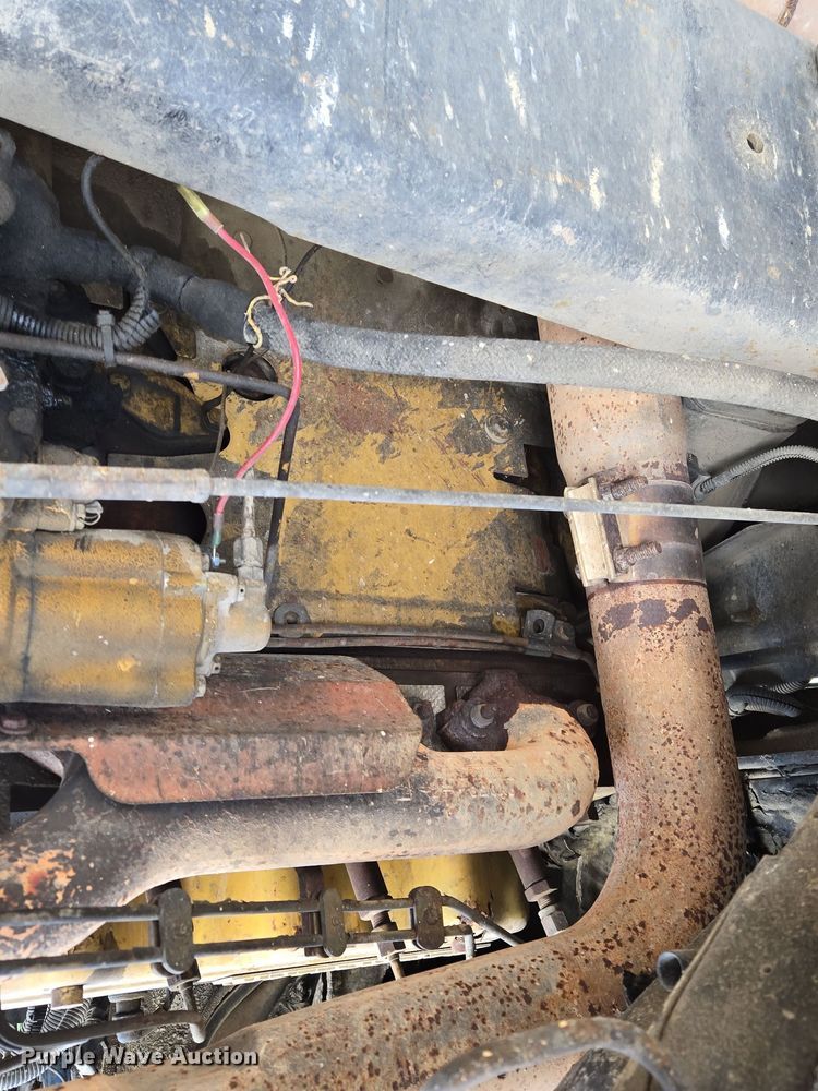 image for item DP6727 1996 Ford L-9000 semi truck