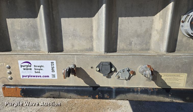 image for item DP6728 1999 Transcript Eagle  Super-Beam  flatbed trailer