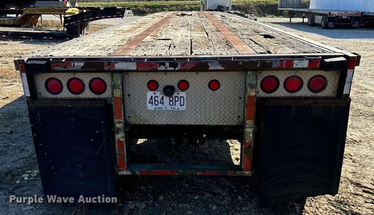 image for item DP6769 1998 Fontaine Ultra flatbed trailer