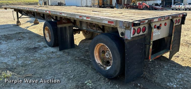image for item DP6769 1998 Fontaine Ultra flatbed trailer