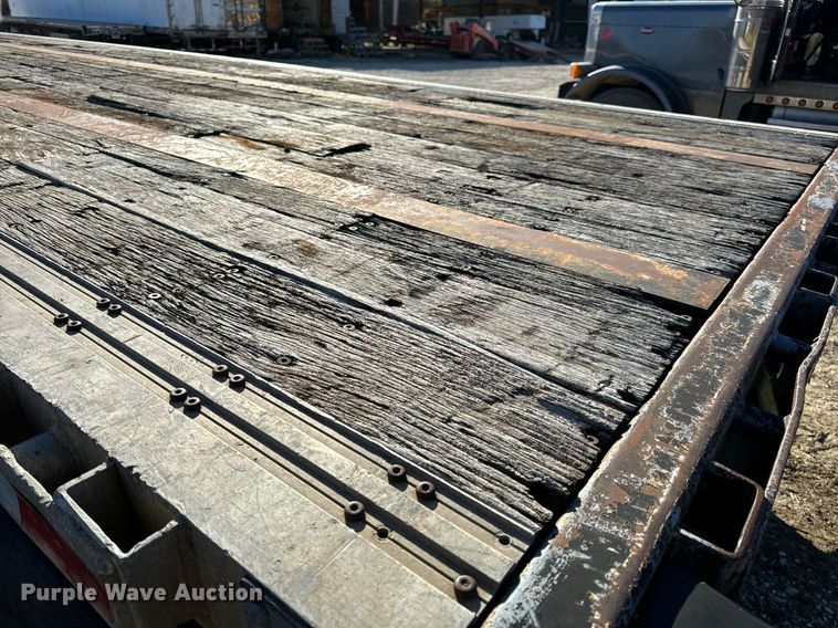 image for item DP6769 1998 Fontaine Ultra flatbed trailer