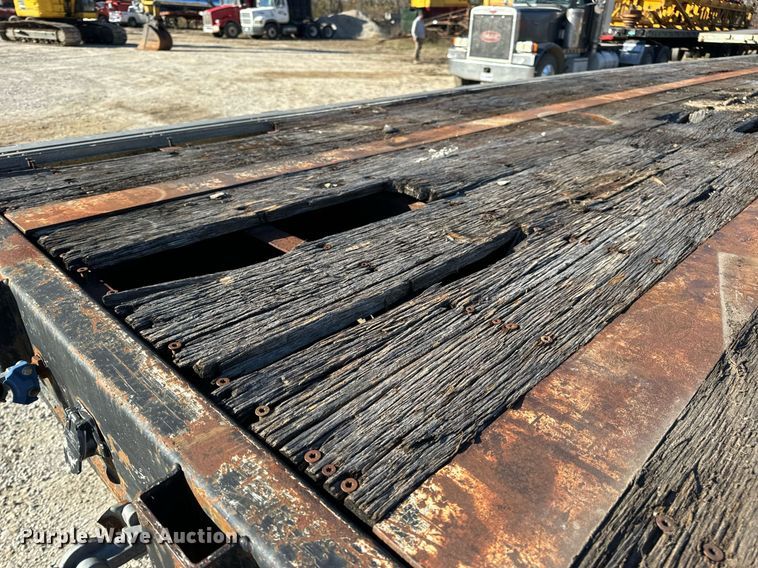 image for item DP6769 1998 Fontaine Ultra flatbed trailer