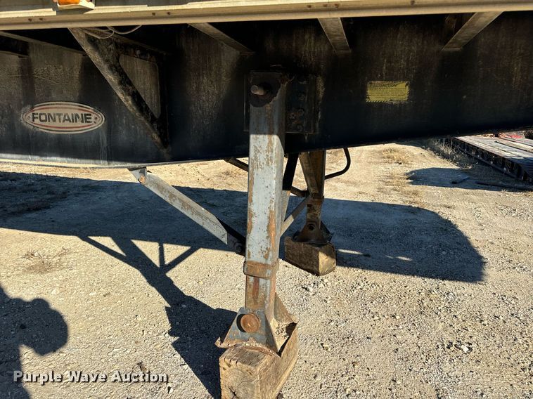 image for item DP6769 1998 Fontaine Ultra flatbed trailer