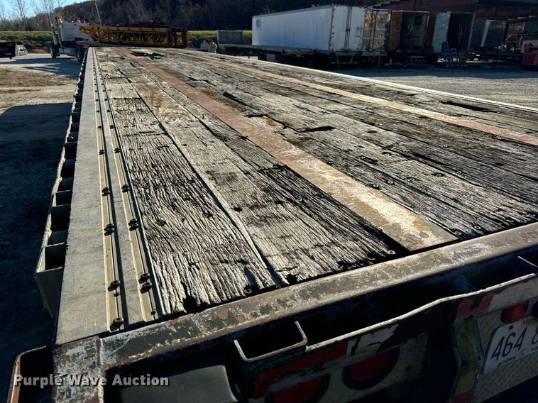 image for item DP6769 1998 Fontaine Ultra flatbed trailer