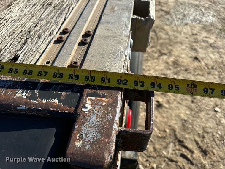 image for item DP6769 1998 Fontaine Ultra flatbed trailer